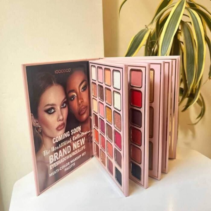 IGOODCO Fashion 5 in 1 makeup book palette